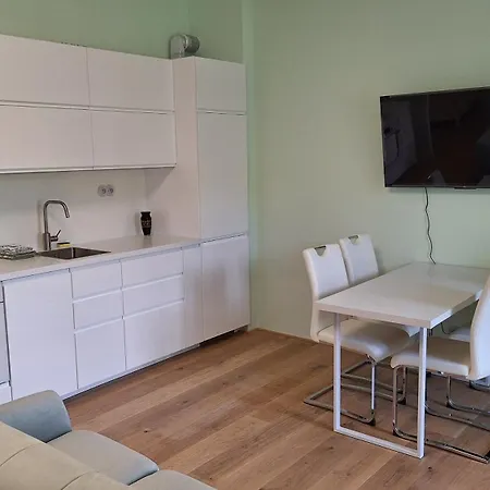 Zamecky Jince Apartament *