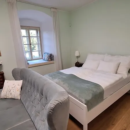 Apartament Zamecky Jince